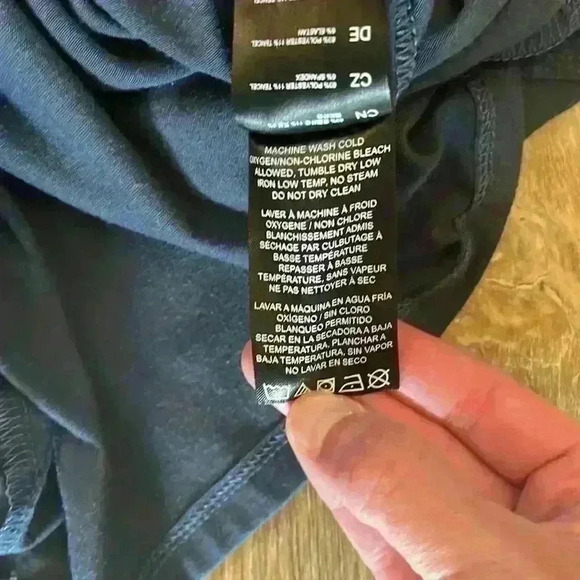 Kuhl EUC Adeline Blue Performance Dress Crew Neck Racer Back Size Small Pockets - Picture 11 of 11